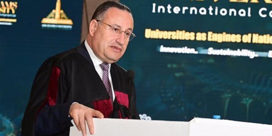 وزير التعليم العالي: نسعى لتوفير آليات تمويل مستدامة لدعم المشروعات البحثية التطبيقية