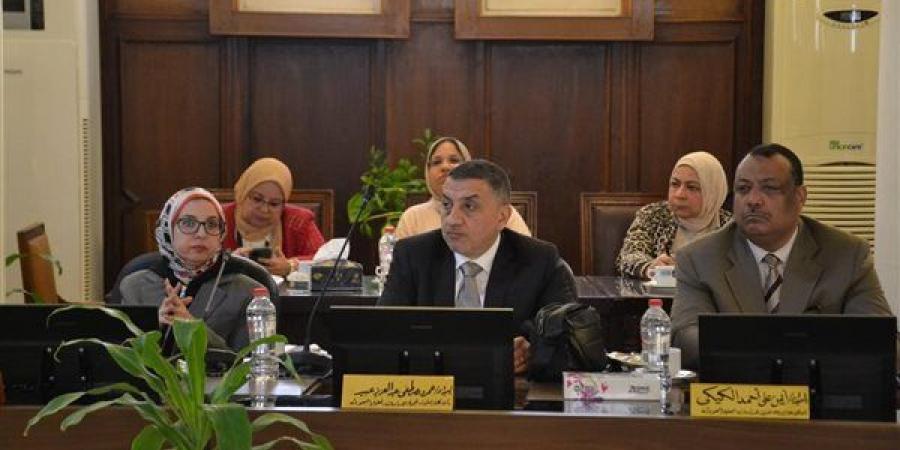 جامعة الإسكندرية تناقش استراتيجية حوكمة الذكاء الاصطناعي