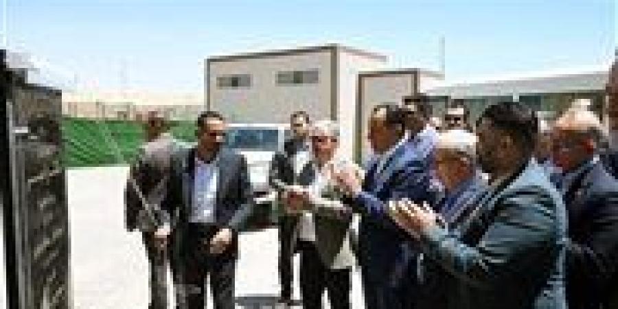رئيس الوزراء: طفرة استثمارية في المنطقة الاقتصادية لقناة السويس وإنشاء 200 مصنع