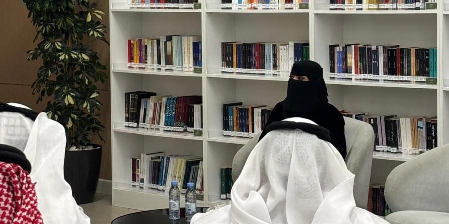 الروائية سعاد عسيري تستعرض تجربتها السردية في أمسية أدبية بجازان