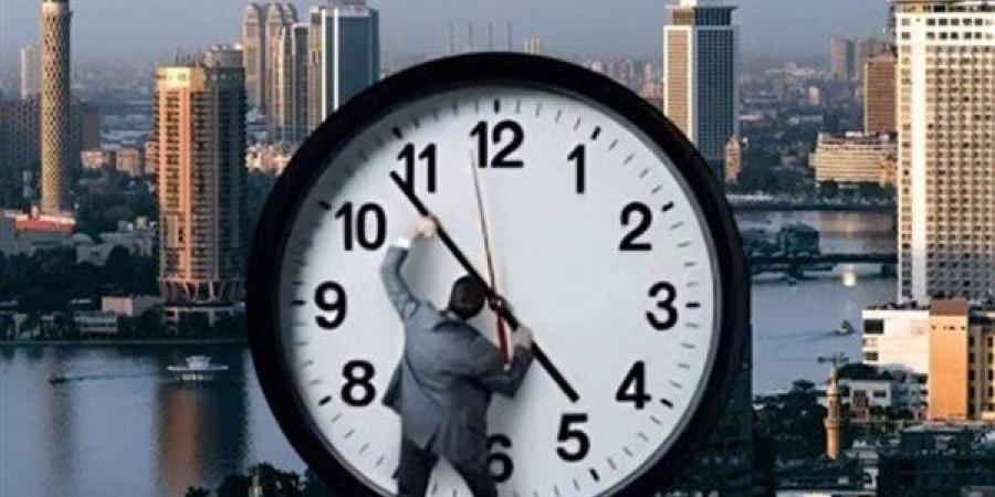 التوقيت الصيفي وتأثيره على فاتورة الكهرباء.. أرقام مفاجئة (شاهد)