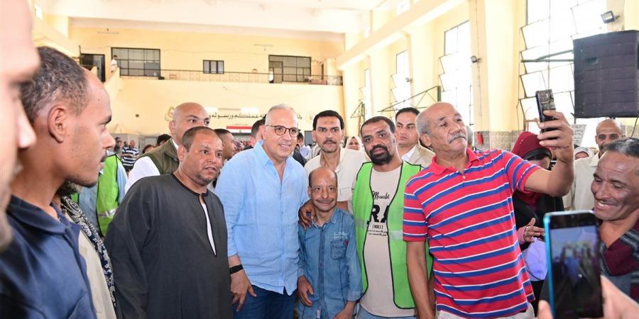 وزير الري يشهد"ورشة عمل متابعة الاستعداد للموسم الصيفي" بحضور قيادات الوزارة ومهندسي الري بأسوان