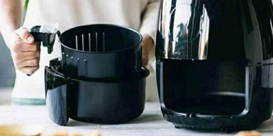 تنظيف الإيرفراير بمكونين فقط.. حيلة سريعة تقضي على الجراثيم