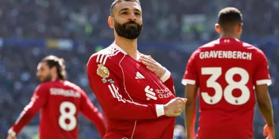 محمد صلاح على موعد مع التاريخ.. أرقام قياسية تنتظره أمام كريستال بالاس