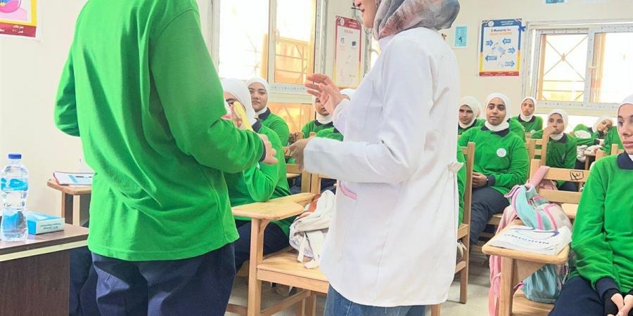 طب الأسنان بجامعة المنصورة تنظم قافلة توعوية لطلاب التمريض بدكرنس