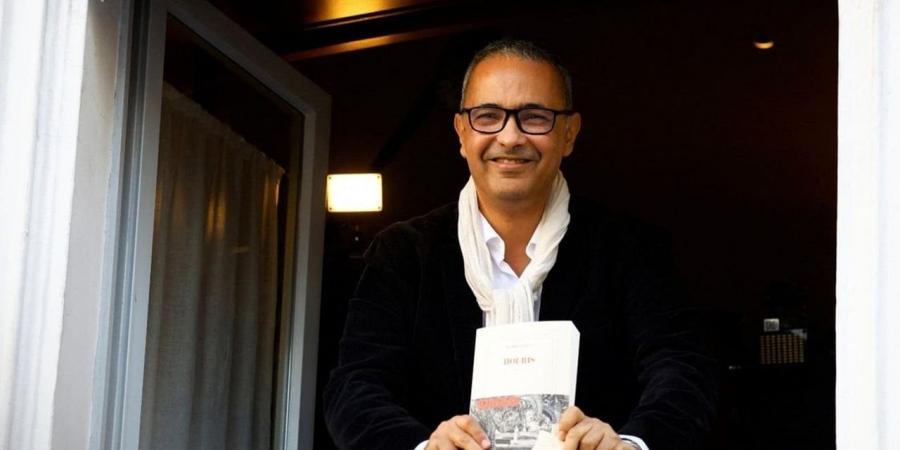 كمال داود: قتلة الحرب الأهلية أحرار أما الكُتّاب الذين يروون جرائمهم فيُلاحقون (خاص)