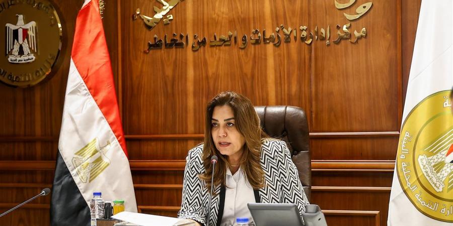 وزيرة التنمية المحلية توجه بسرعة إنهاء طلبات التصالح والمحال التجارية بالمحافظات