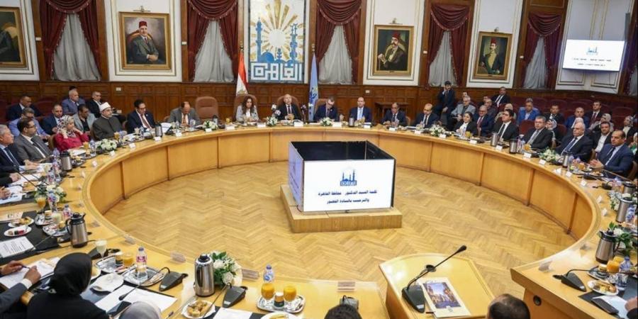 وزير التخطيط: الأزمات الجيوسياسية أظهرت الحاجة إلى الاعتماد على الطاقة المتجددة