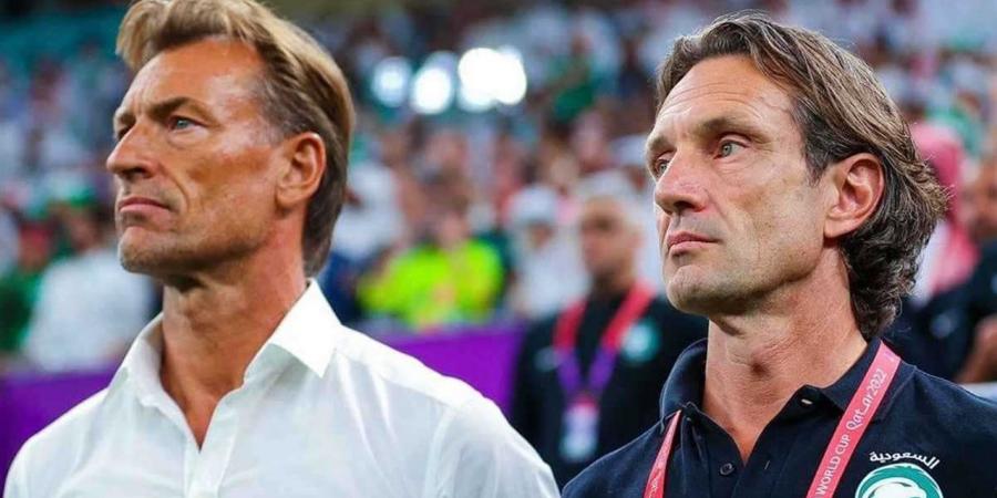 تقارير: الاتحاد السعودي ينهي عقد 8 مساعدين لرينارد بعد التعاقد مع دونيس