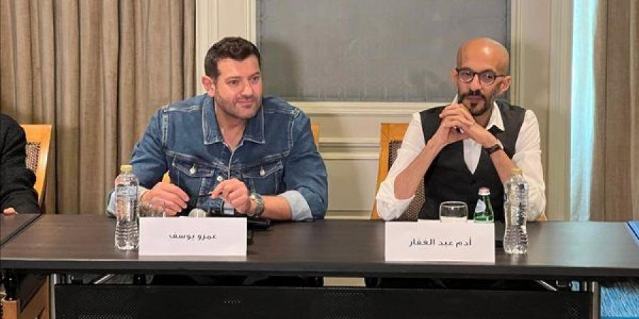 عمرو يوسف: درست حقوق إنجليزي ولم أعمل بالمحاماة.. وهذا ما يجمعني بـ”الفرنساوي"