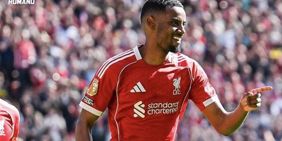 ليفربول يفوز على كريستال بالاس بثلاثية في الدوري الإنجليزي