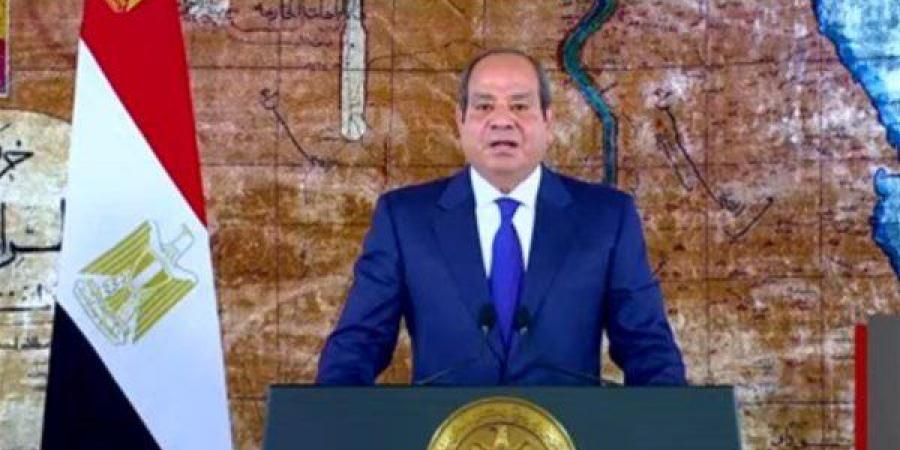 السيسي: القوات المسلحة الدرع والسيف لحماية الوطن