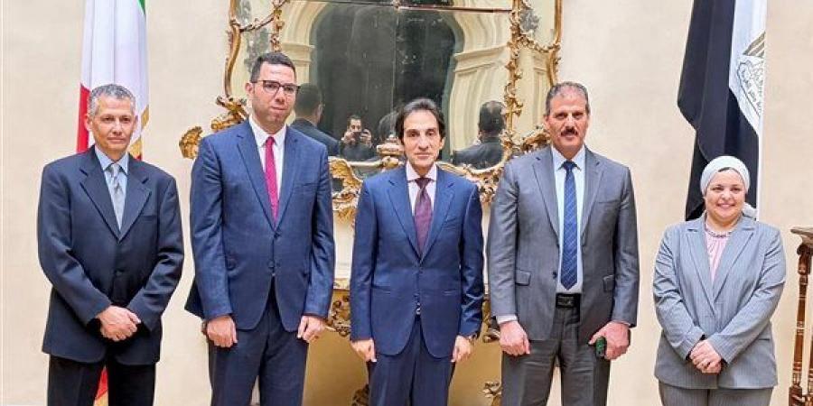 بسام راضي : التعاون مع إيطاليا فى مجال توليد الكهرباء من الطاقة الشمسية