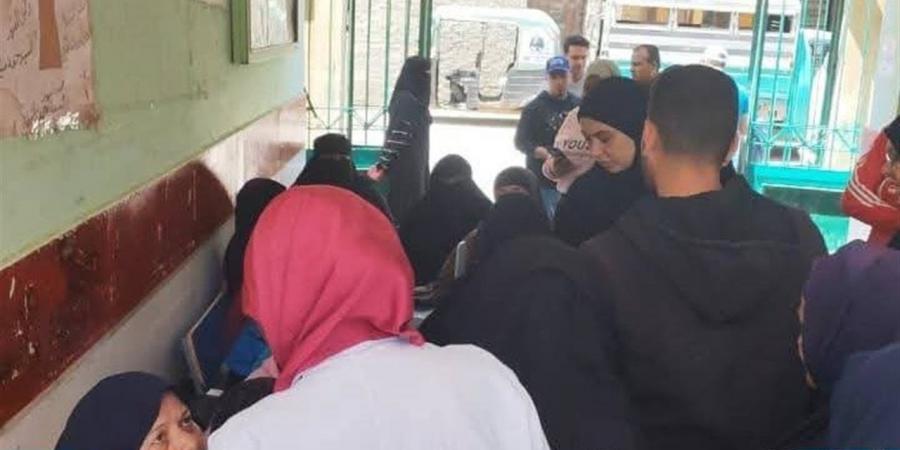 تضم 11 تخصصا.. قافلة طبية مجانية ببلطيم في كفر الشيخ