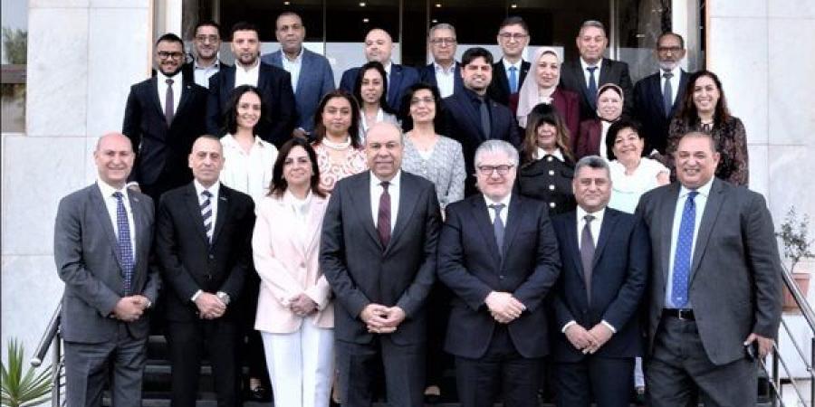 ﺗﺠﺪﻳﺪ اﺳﺘﻀﺎﻓﺔ ﻣﻜﺘﺐ »اﻹﻳﻜﺎو«.. ﺗﺄﻛﻴﺪ دوﻟﻰ ﻋﻠﻰ رﻳﺎدة ﻣﺼﺮ ﻓﻰ ﻗﻴﺎدة ﺻﻨﺎﻋﺔ اﻟﻄﻴﺮان إﻗﻠﻴﻤﻴًﺎ