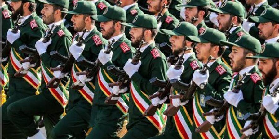 الحرس الثوري الإيراني: نرصد تحركات العدو ونواصل إدارة مضيق هرمز