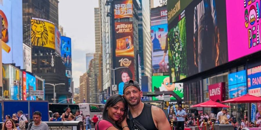 أسماء أبو اليزيد تكشف عن حملها في نيويورك.. صور