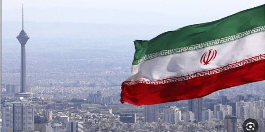 هل تعرضت إيران لخيانة في مفاوضات مسقط؟.. خبير سياسي يُجيب