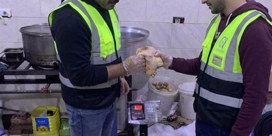 ضبط مصنع "سناكس" غير مرخص و120 ألف قطعة حلوى مجهولة المصدر بالغربية