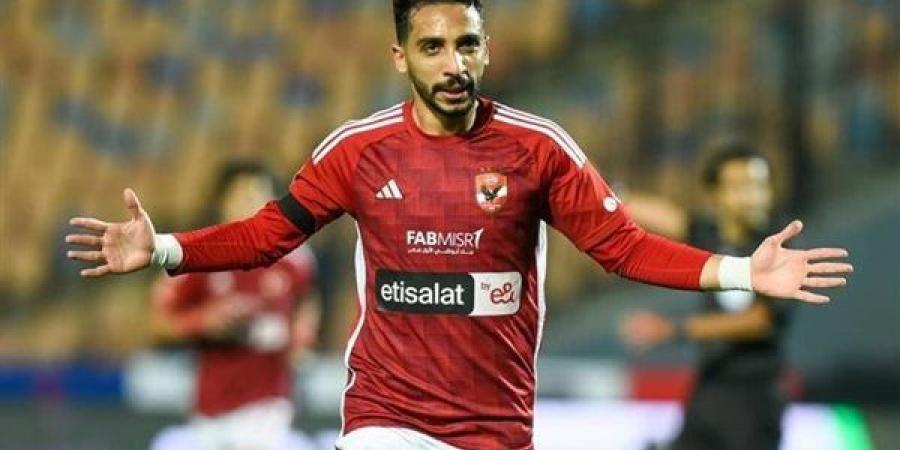 كريم فؤاد يقترب من العودة للأهلي.. ويغيب عن بيراميدز والقمة