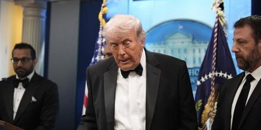 عمدة نيويورك يستنكر هجوم حفل مراسلي البيت الأبيض: العنف السياسي مرفوض