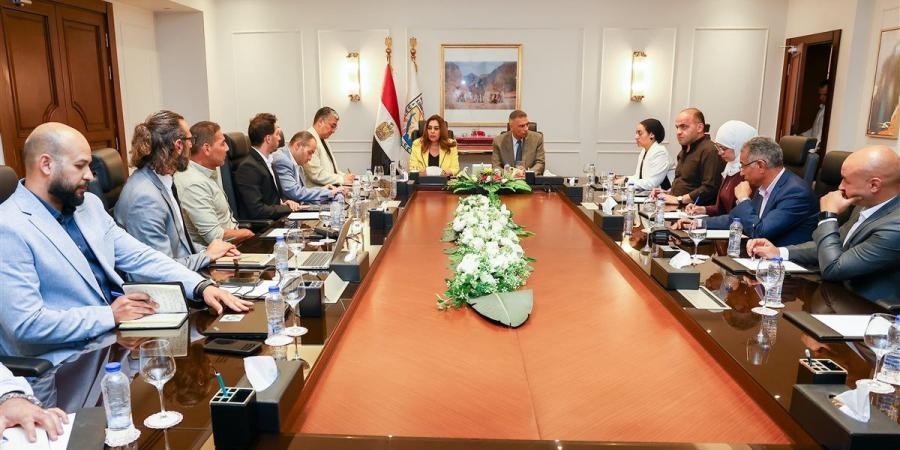 وزيرة التنمية والبيئة تبحث دعم جهود الحفاظ على المحميات الطبيعية