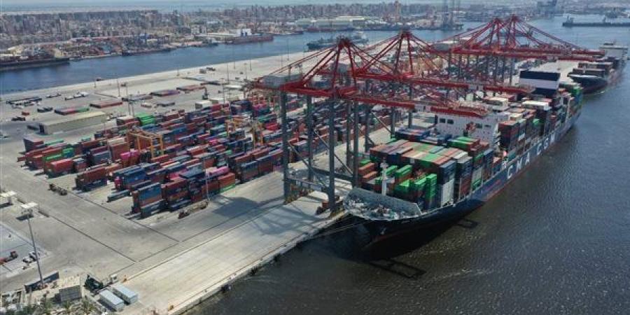 الهيئة العامة لميناء الإسكندرية تتداول 164 ألف طن بضائع