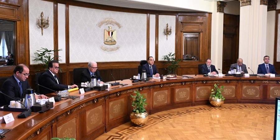 عاجل.. إيقاف العمل بقرار غلق المحال والمطاعم والعودة إلى المواعيد الطبيعية