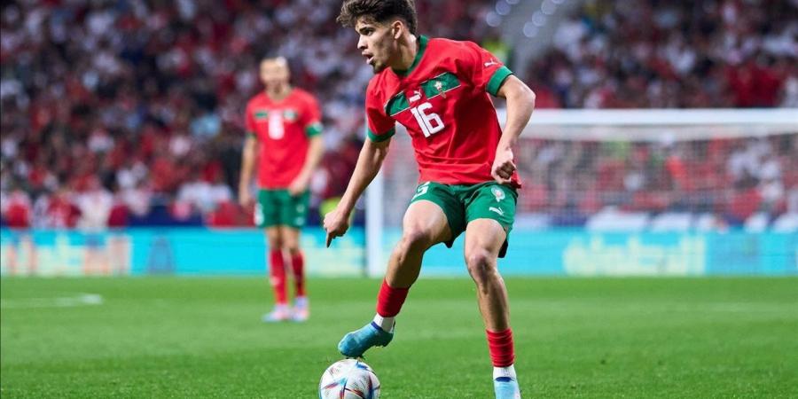 خليفة صلاح.. ليفربول يستعد لكسر عقد عبدالصمد الزلزولي مع ريال بيتيس