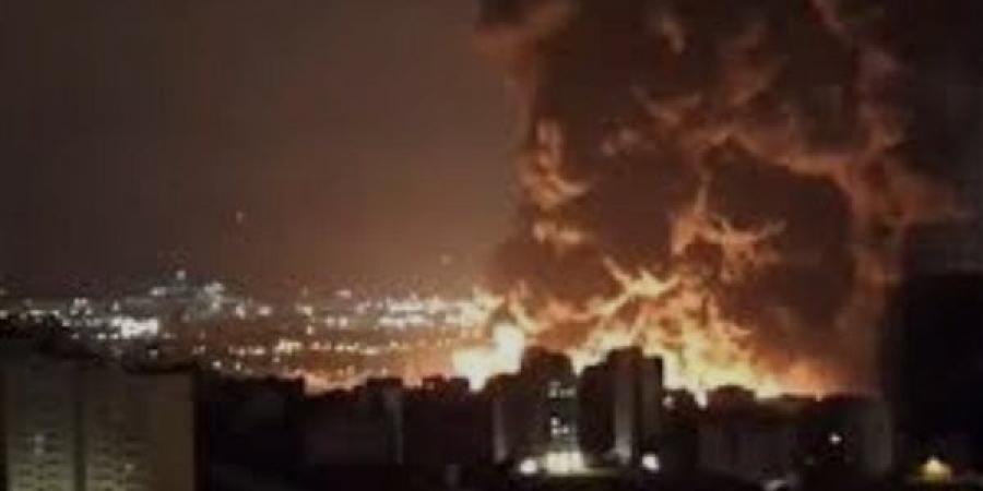 عاجل.. سماع أصوات الدفاعات الجوية في كرمانشاه غرب إيران