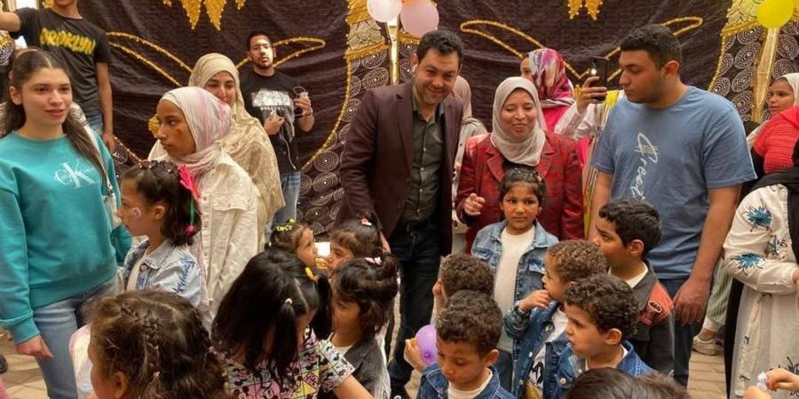 جامعة المنوفية الأهلية تحتفل بيوم اليتيم وترسم البسمة على وجوه 40 طفلًا