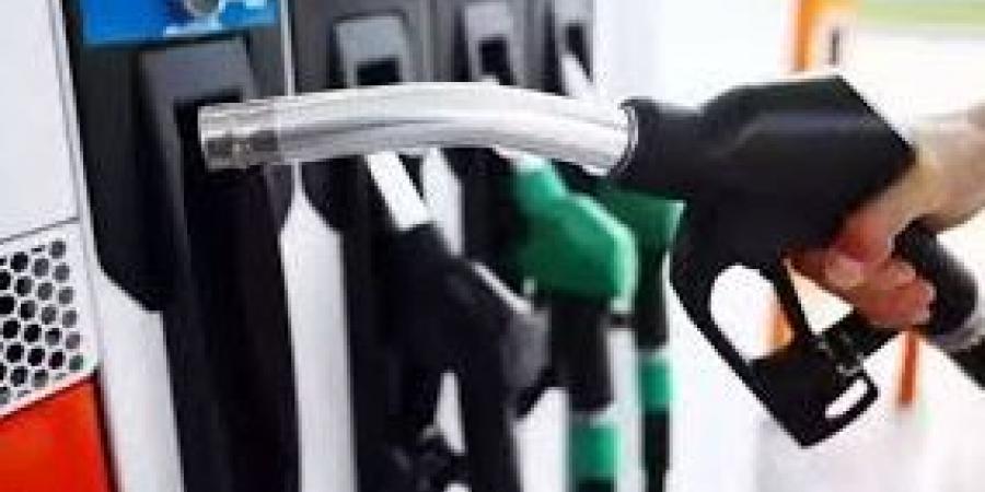 باكستان تقرر رفع أسعار الوقود لتمرير عبء زيادة أسعار النفط