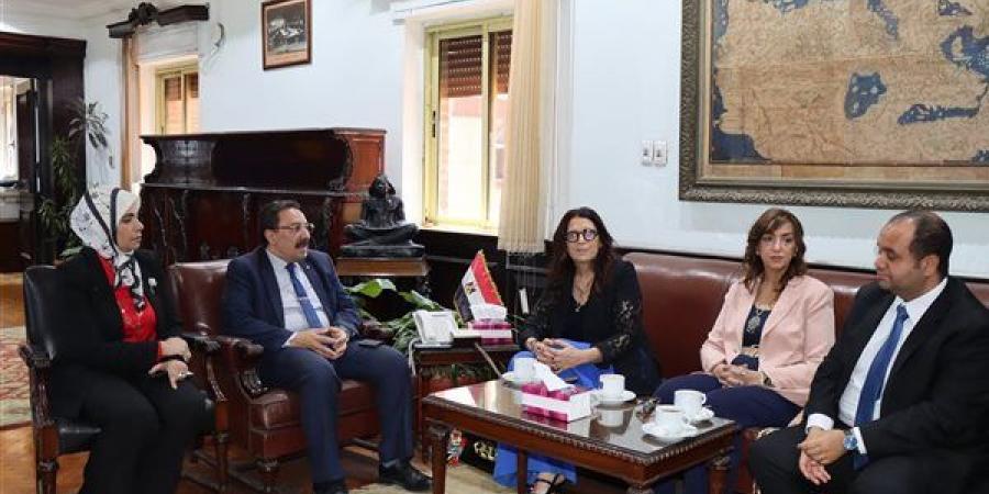 جامعة الإسكندرية تستقبل وفد هيئة فولبرايت لبحث سبل تعزيز التعاون الأكاديمي والبحثي