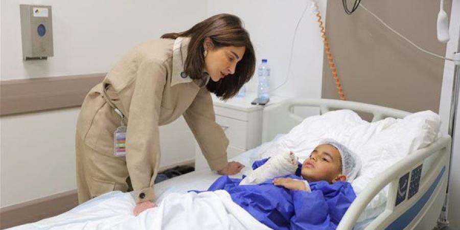 طفل يُعاقَب بالماء المغلي.. “مالك” يفتح جرحًا صامتًا داخل مستشفى أهل مصر