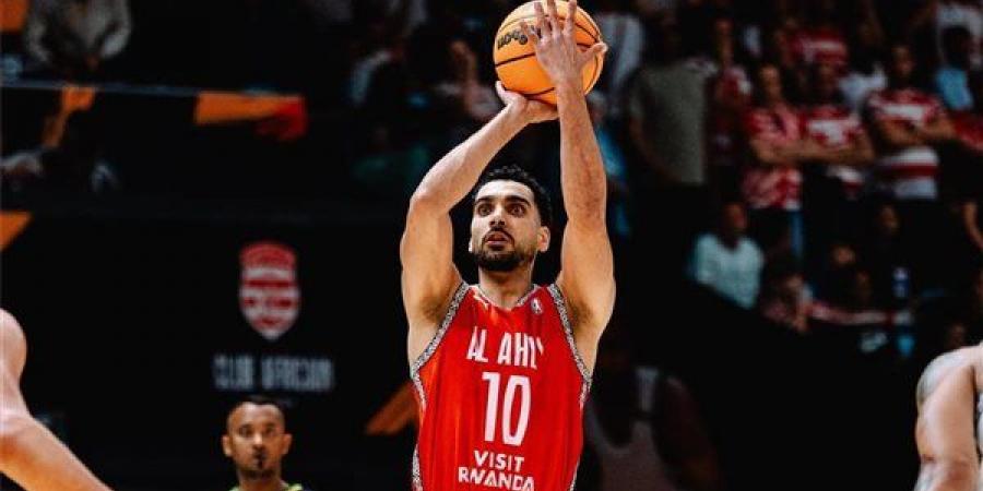 سلة الأهلي تتجاوز فيلا داكار وتنعش آمالها في الدوري الإفريقي لكرة السلة