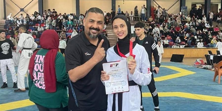 أبطال الشرقية يتألقون بذهبيتين وبرونزية في أول أيام بطولة الجمهورية للتايكوندو