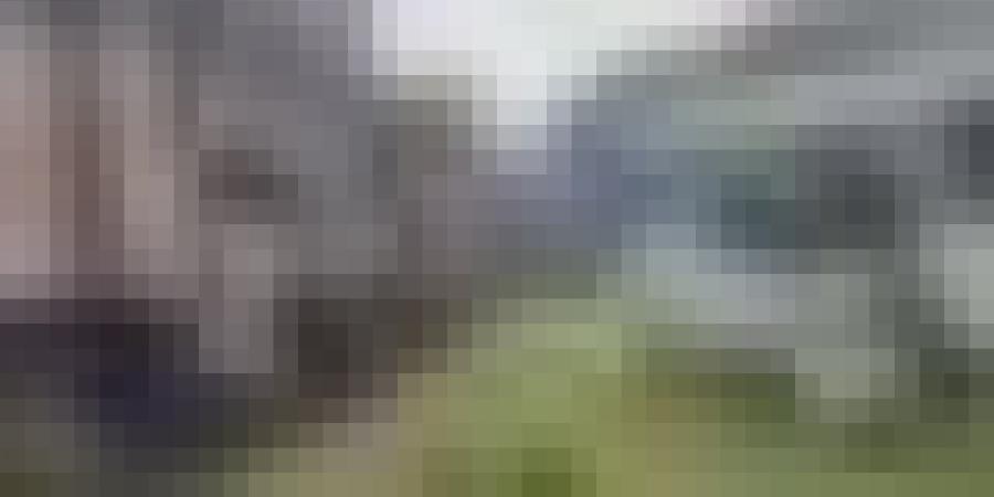 إصابة 23 شخص في حادث اصطدام قطار بحافلة بولاية جيجل