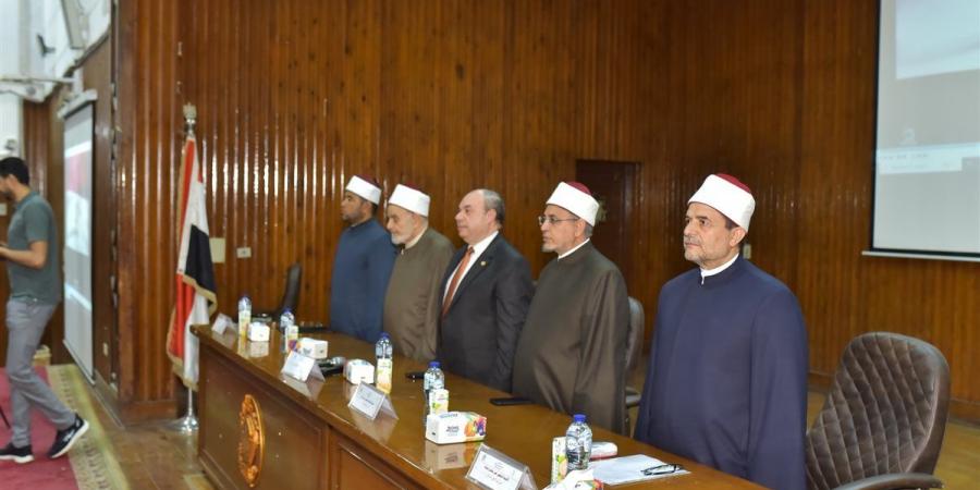 عميد تربية الأزهر: مؤتمر رواد الوعي لبنة أساسية لبناء جيل رقمي واع