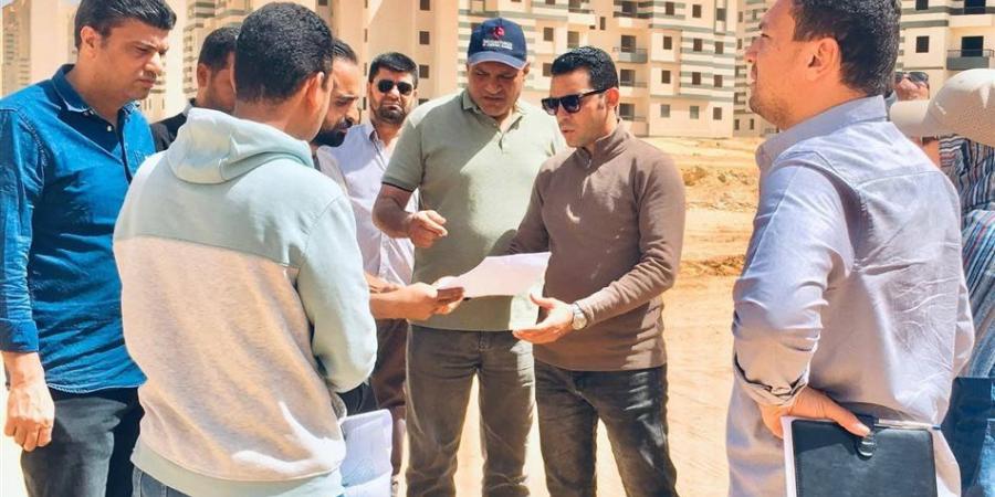 حدائق العاصمة.. متابعة ميدانية لتنفيذ وحدات الإسكان الإجتماعي بالمرحلة الخامسة بالإعلان 14