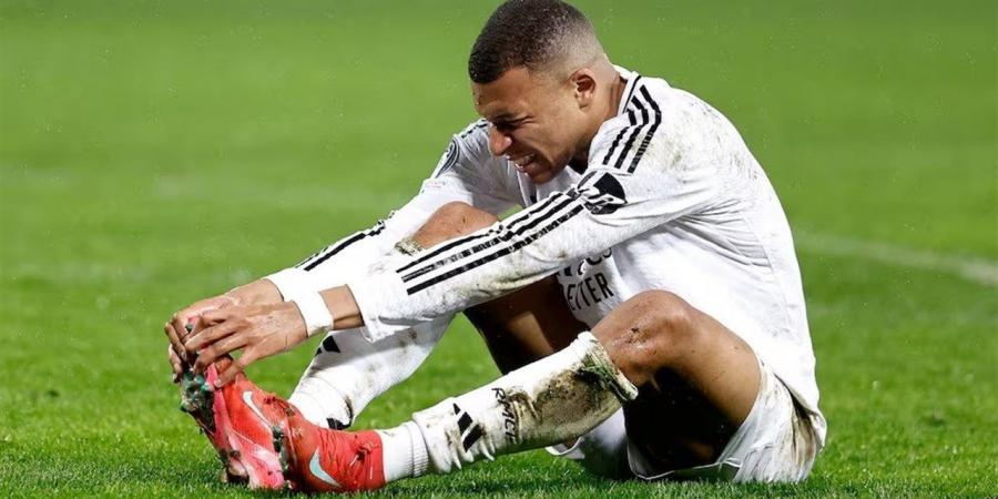 الإصابة تنهي موسم مبابي مع ريال مدريد وتثير القلق قبل المونديال