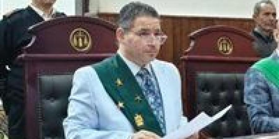 السجن 10 سنوات لمندوب بيع ملابس والمشدد 3 سنوات لسائق لحيازتها للحشيش المخدر في المنيا