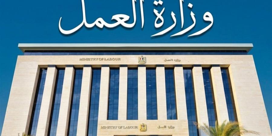 العمل: اتفاق لتسوية أوضاع العمالة المصرية داخل لبنان