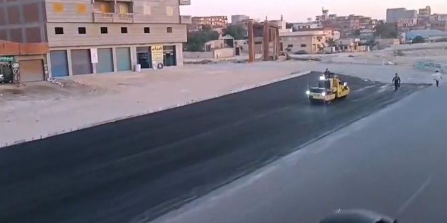 الانتهاء من وضع الطبقة الأسفلتية الرابطة بطريق التوسعة بالكيلو 21 في الإسكندرية