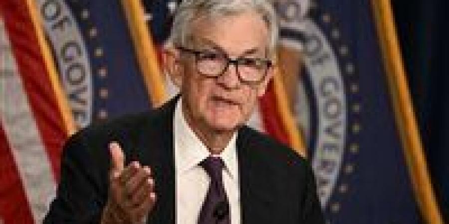 الاحتياطي الفيدرالي تحت الحصار.. صراع الأجنحة يهدد استقرار الاقتصاد الأميركي