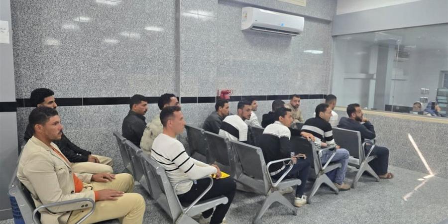 وزارة العمل تُجري مقابلات للمتقدمين على فرص عمل بالأردن في مهنة فني منشار حجر