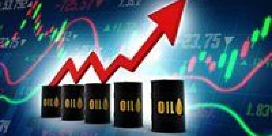 قفزة قوية في أسعار النفط.. خام برنت يتجاوز 120 دولارًا لأول مرة منذ 2022