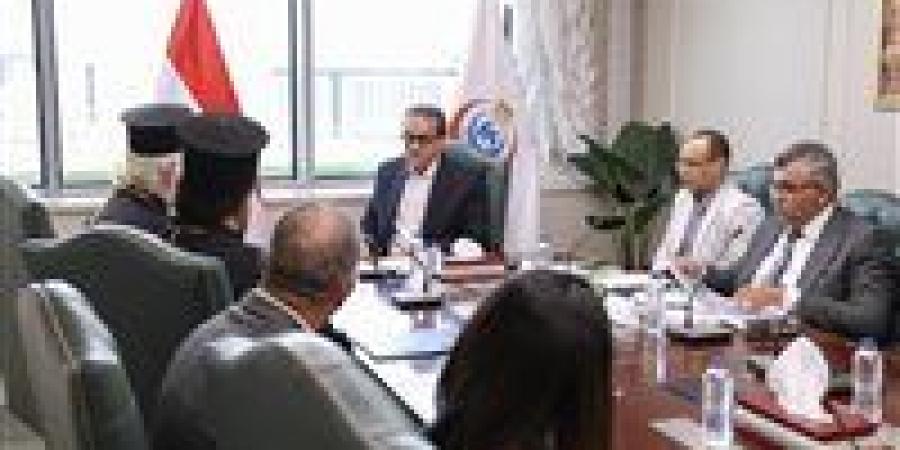 وزير الصحة يستقبل بابا الروم الأرثوذكس لبحث إنشاء مستشفى بالإسكندرية