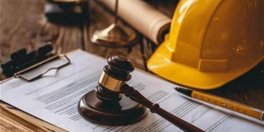 كيف يوازن قانون العمل بين حقوق العامل وصاحب العمل في التشريع الجديد؟