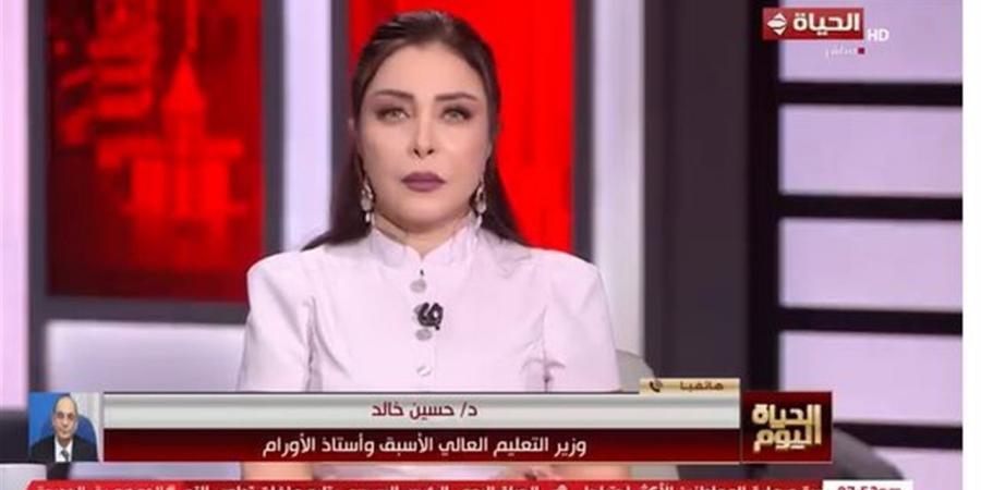 وزير التعليم العالي الأسبق: التغذية عامل مساعد وليست بديلاً عن العلاج الأساسي للمرضى