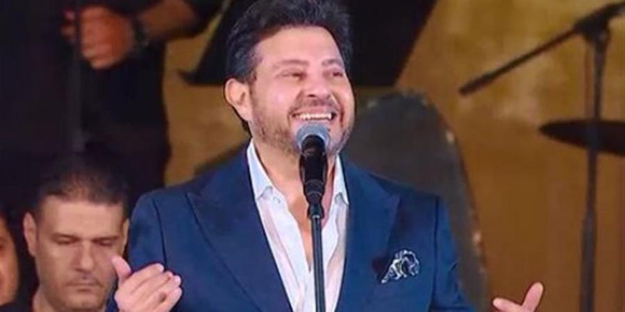شيريهان وأحمد حلمي و سميرة سعيد ينعون هاني شاكر بكلمات مؤثرة